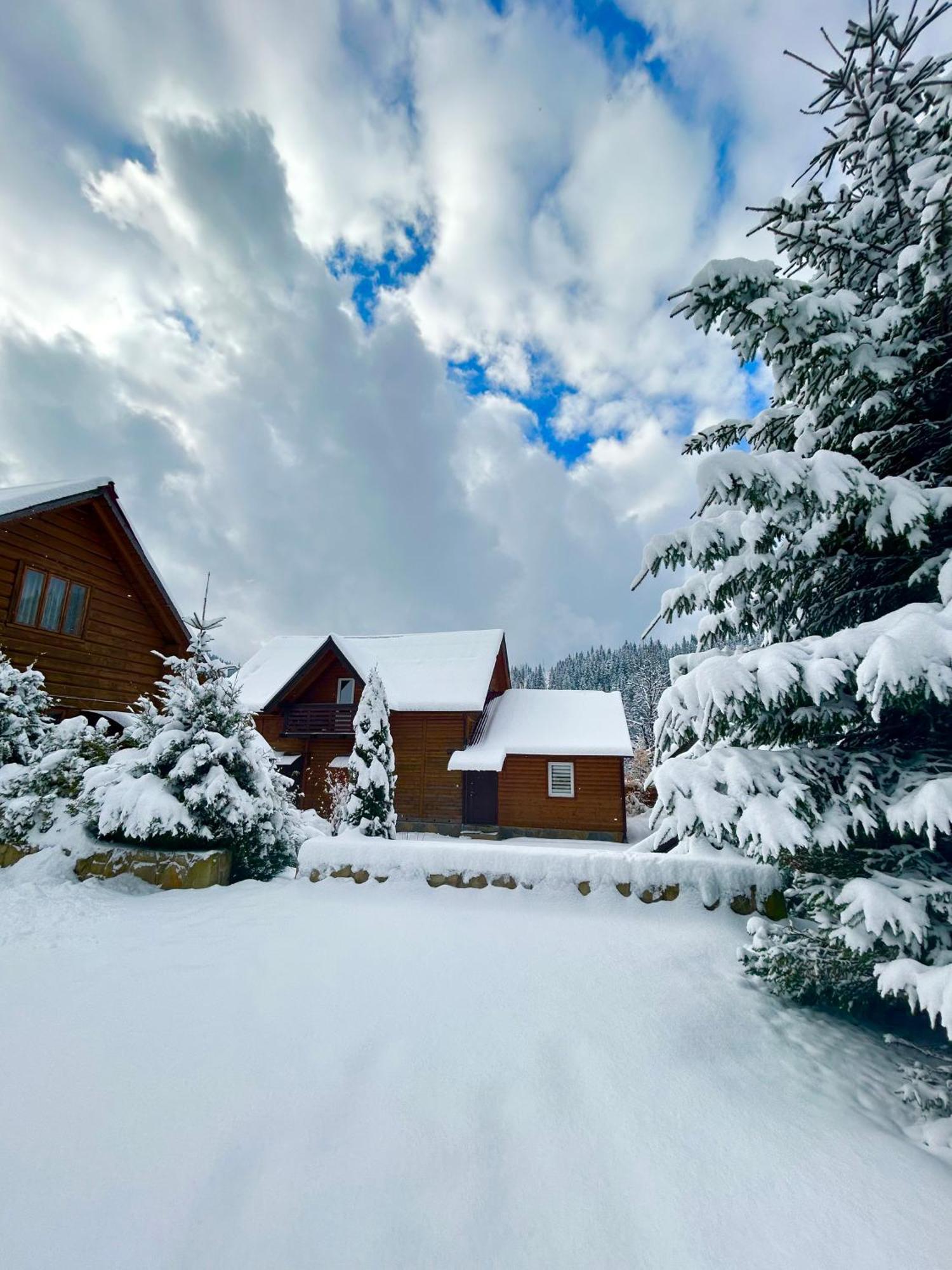 Guest House Kaspiy Bukovel Dış mekan fotoğraf
