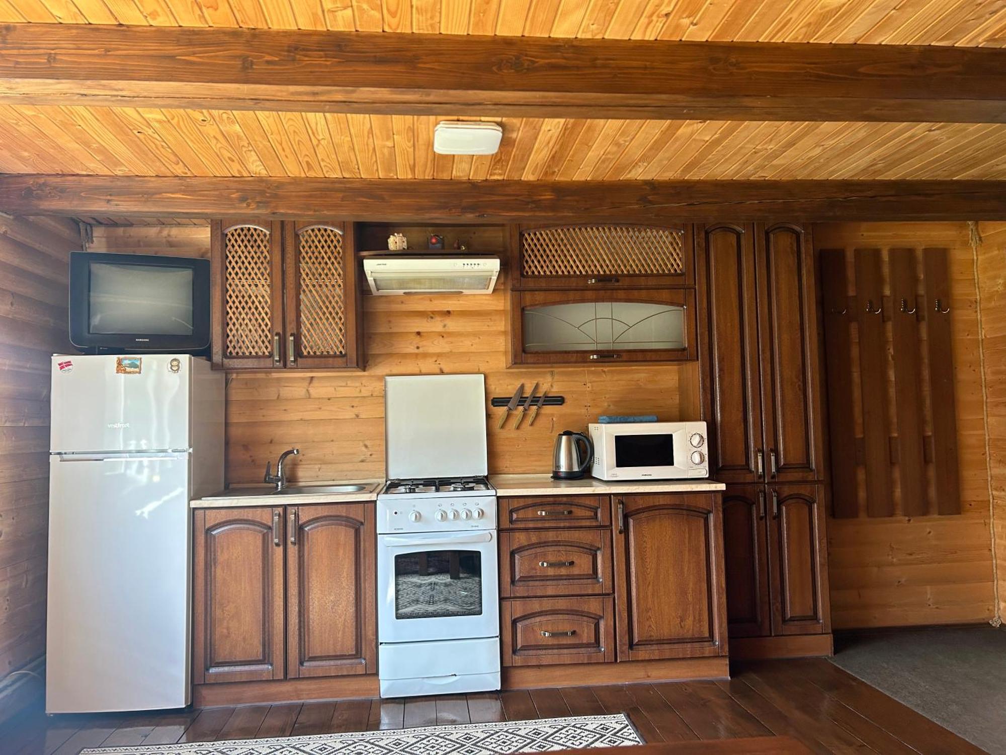 Guest House Kaspiy Bukovel Dış mekan fotoğraf