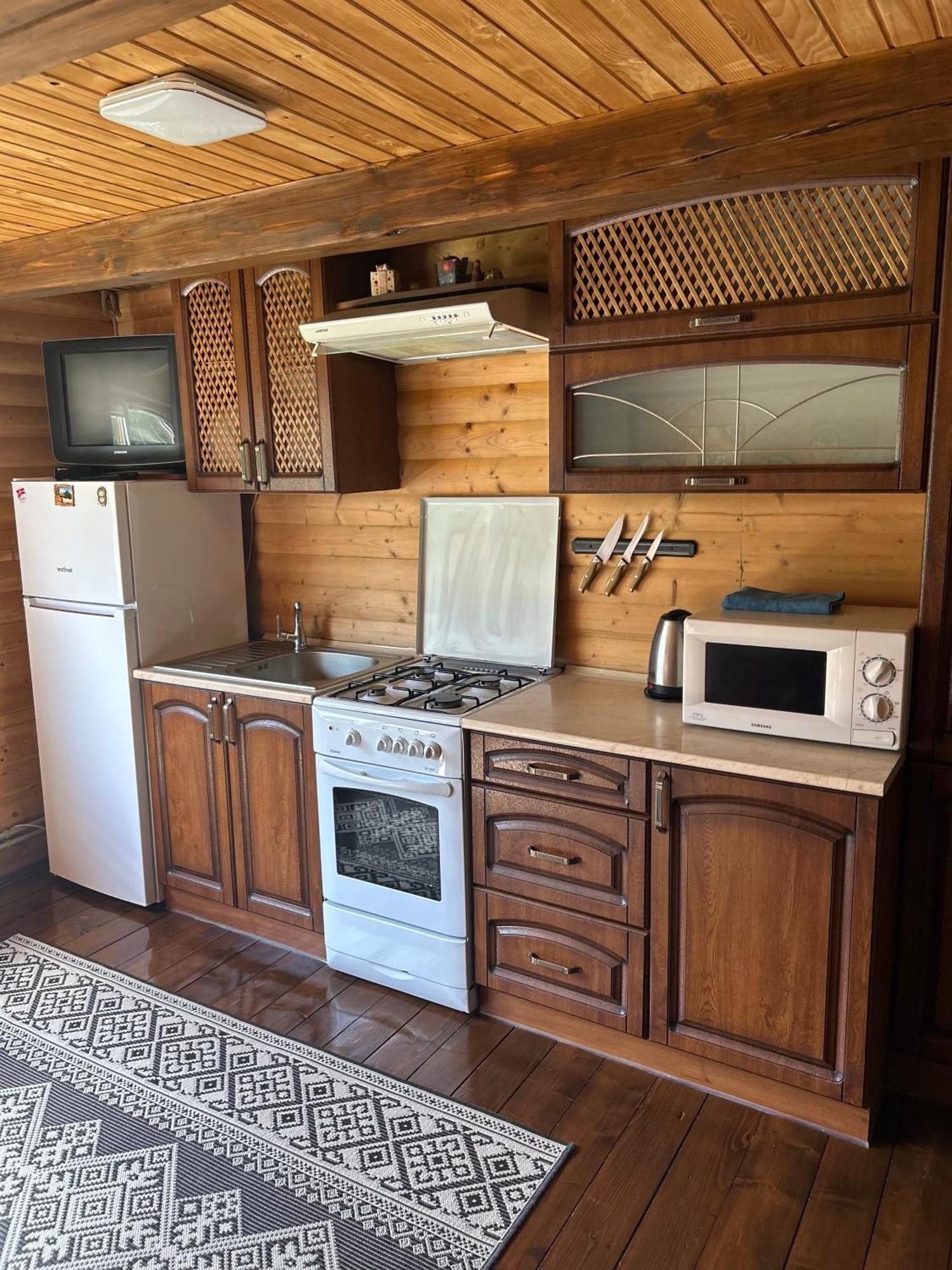 Guest House Kaspiy Bukovel Dış mekan fotoğraf